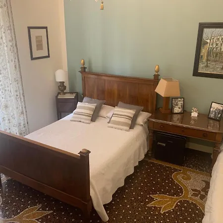Edel Bed & Breakfast Genoa