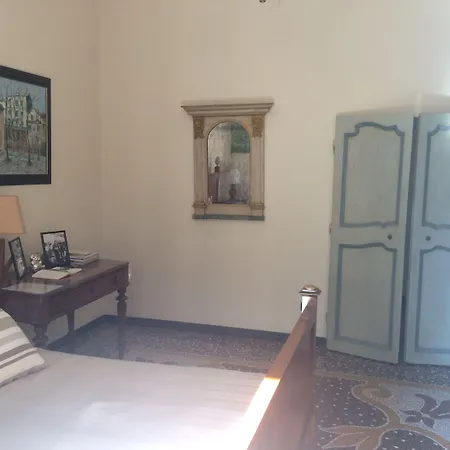 Edel Bed & Breakfast Genua