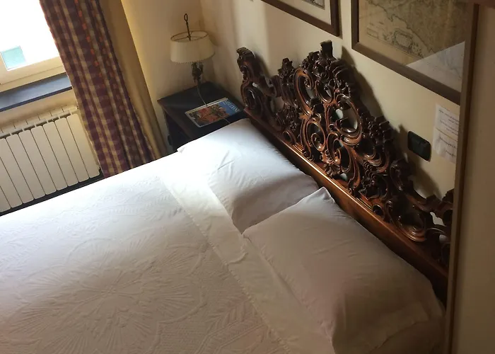 住宿加早餐酒店 Edel 2*